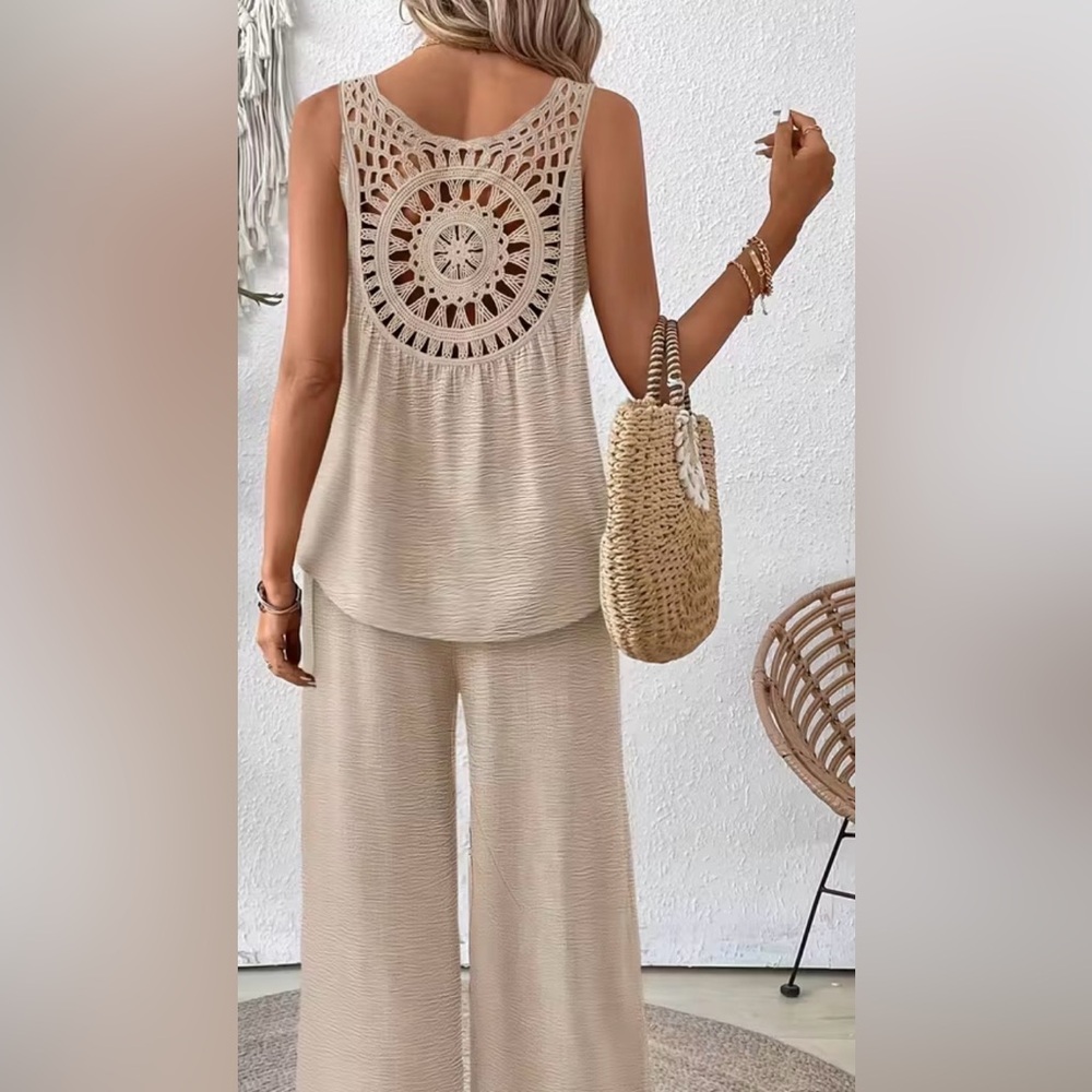 Light and Airy, Cream Sleeveless Top and Pants Set Size M NWOT Never Worn